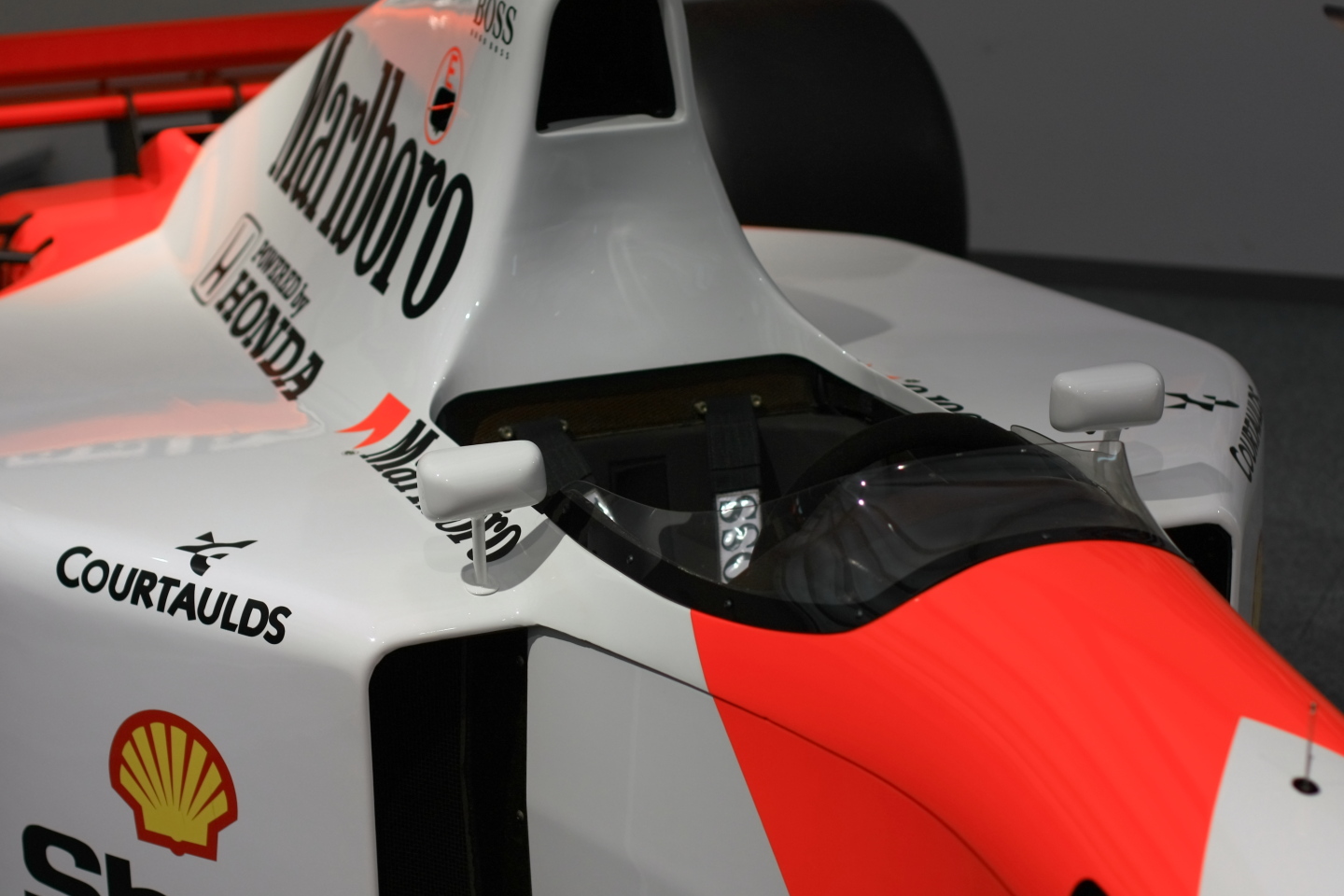 Canon EOS Kiss X2 + Canon EF50mm F1.4 USM