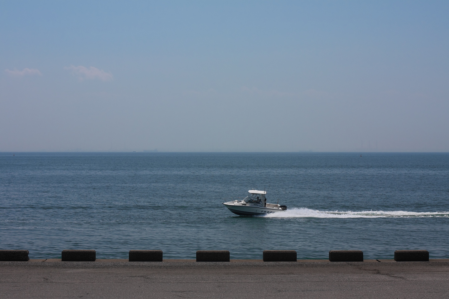 Canon EOS Kiss X2 + Canon EF50mm F1.4 USM