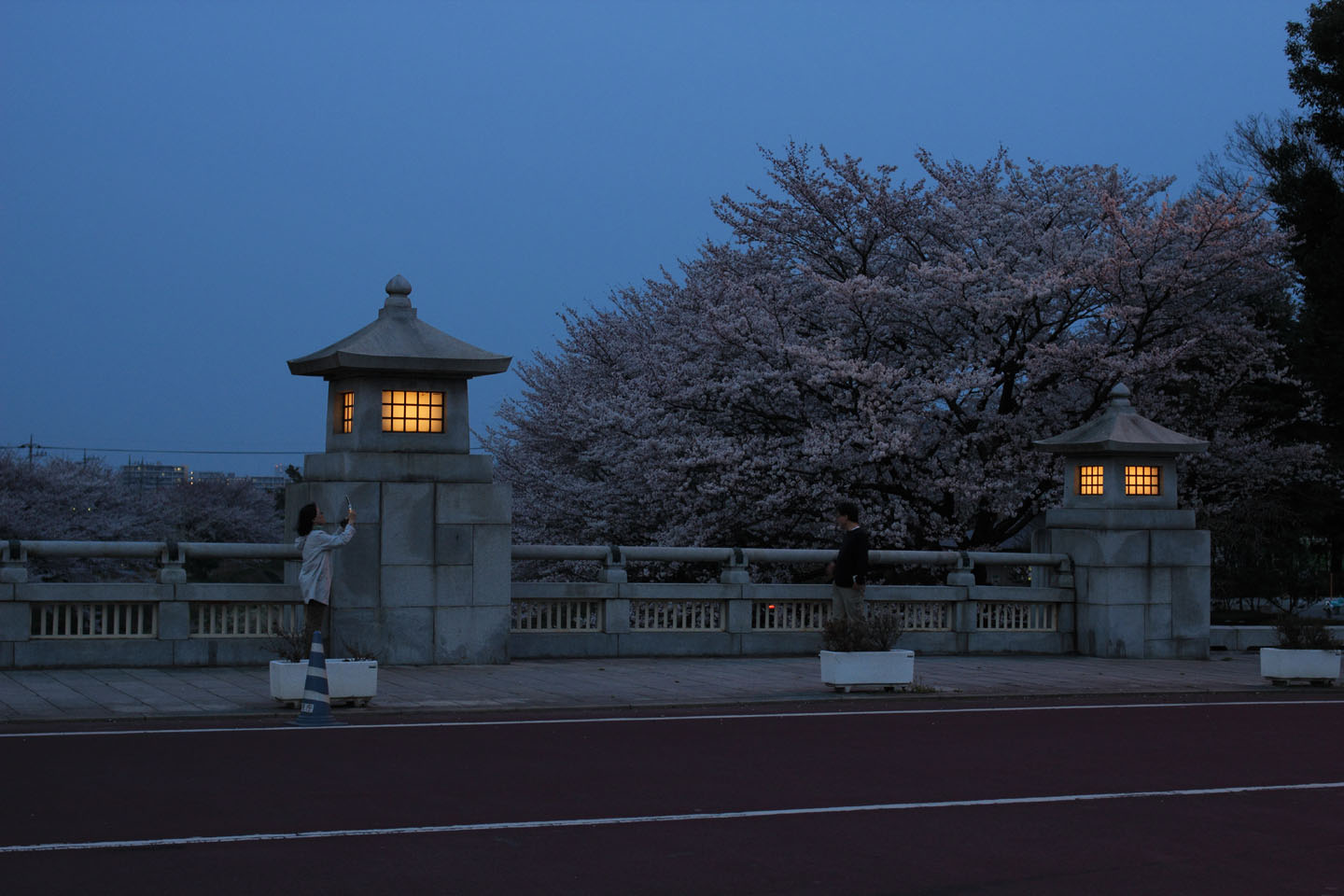 Canon EOS 60D + Canon EF35mm F2